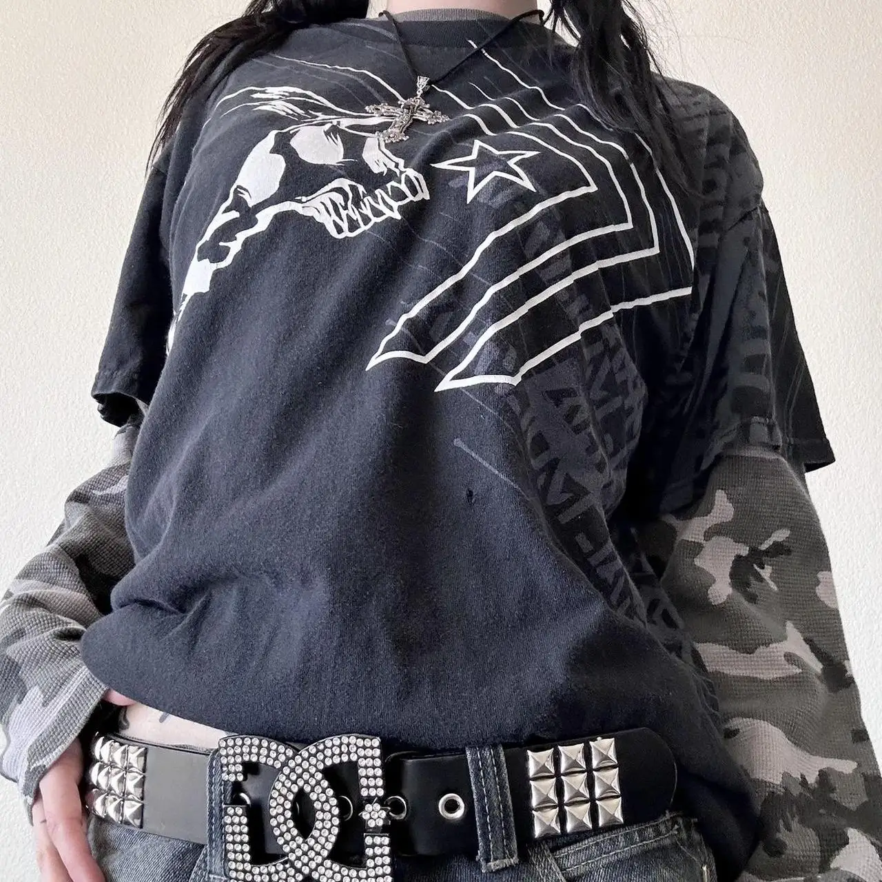 2000s Y2K Cyber Grunge Vintage T-shirts for Women Skull Graphic Print Long Sleeve Patchwork Harajuku 90s E-Girls Gothic Emo Tops