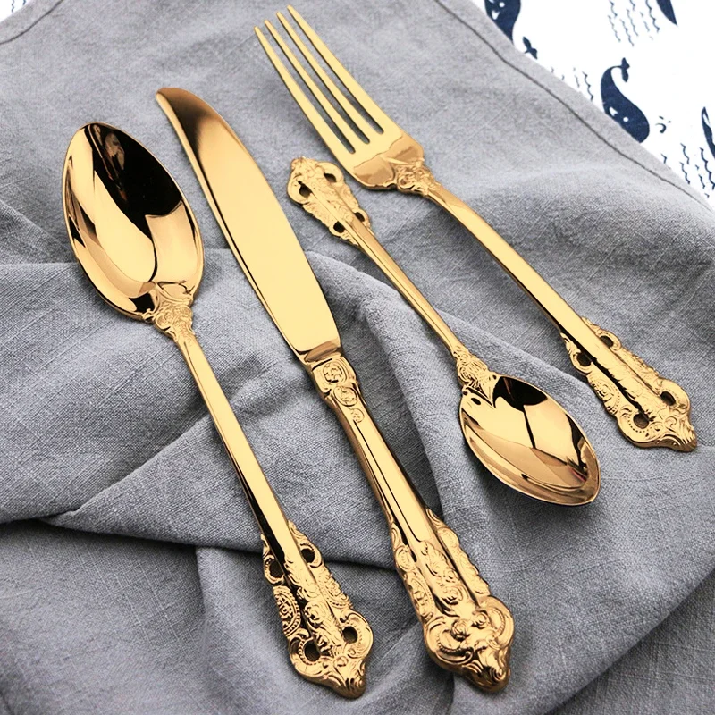 

24pcs Vintage Stainless steel gold-plated Cutlery Dining Knives Forks Teaspoons Set Luxury Dinnerware Engraving Tableware Set