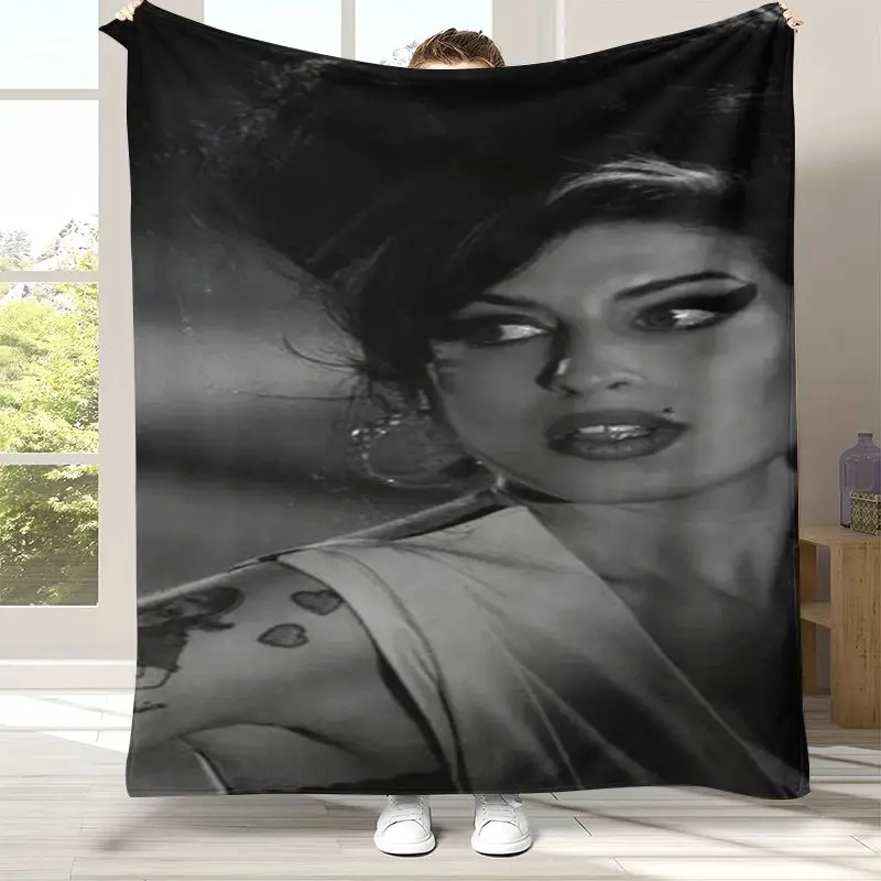 Amy Winehouse Music Singer Soft Flannel Throw Blanket,Cozy Warm Blanket for Bed,Sofa,Living Room,Picnic,Camping,Home Decor,Gift