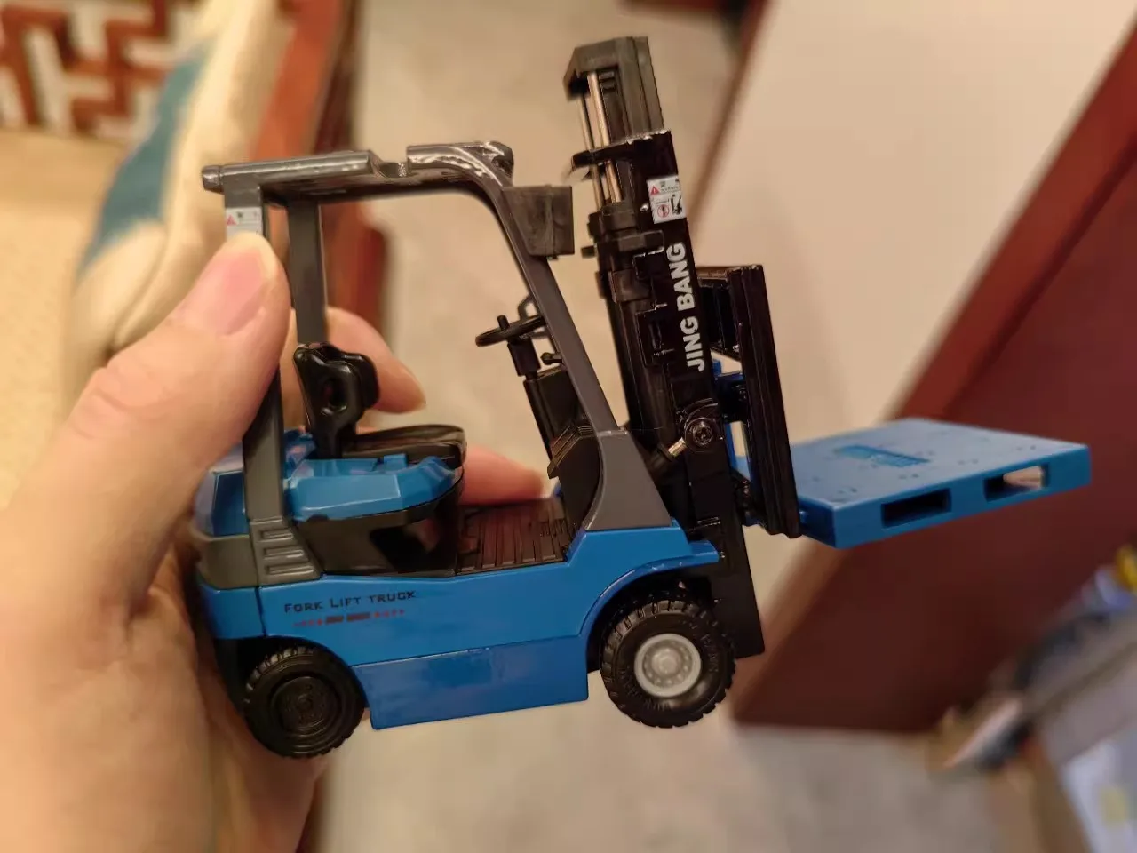 

1:60 Die-cast Forklift Truck Joints Model Vehicle Pull Back & Go Car Interactive Realistic Car Toy Toddler Boys Gift B250