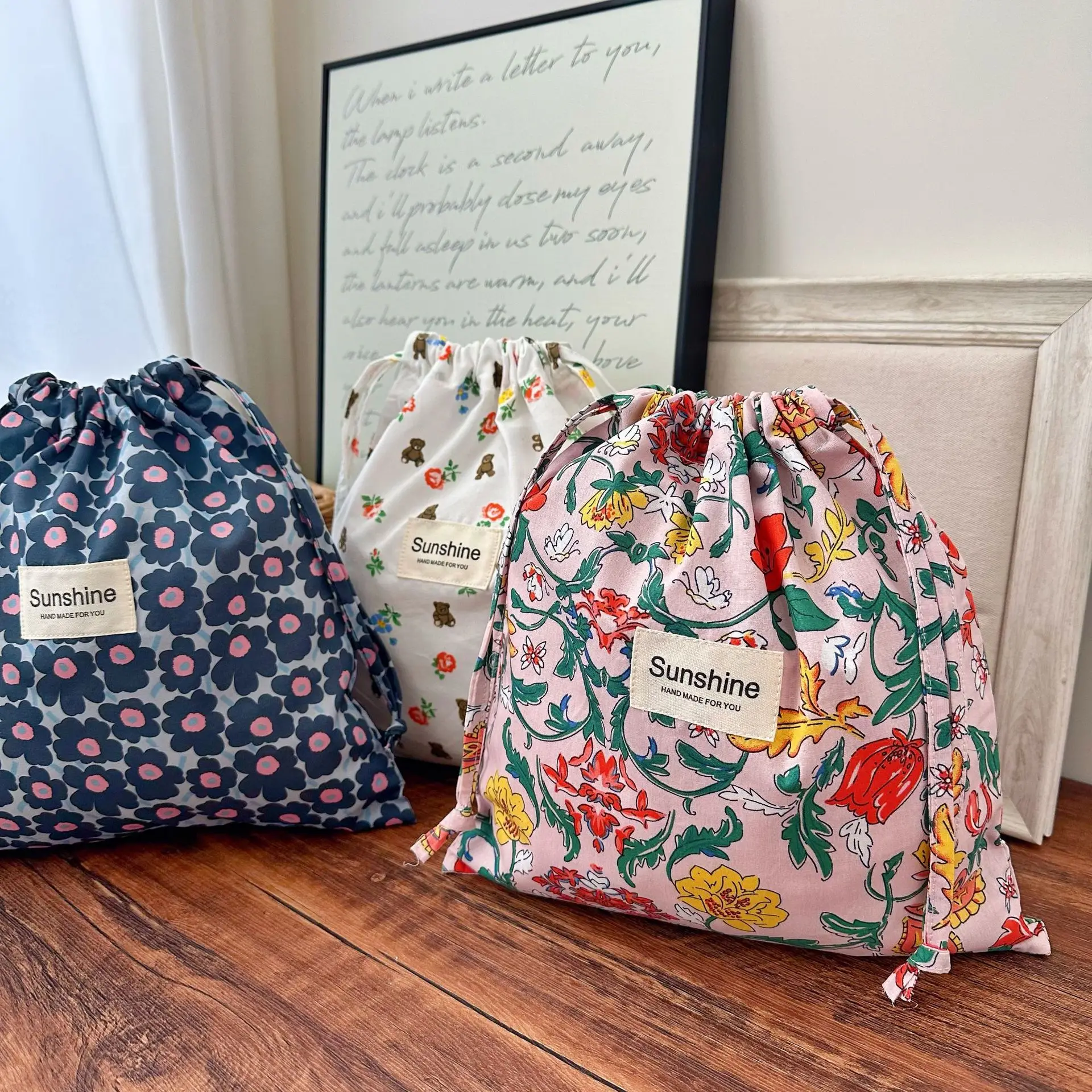 

Деревенская сумка на шнурке с цветочным принтом, дорожная косметичка и сумка для хранения разных вещей, помады, туалетные принадлежности и косметичка.