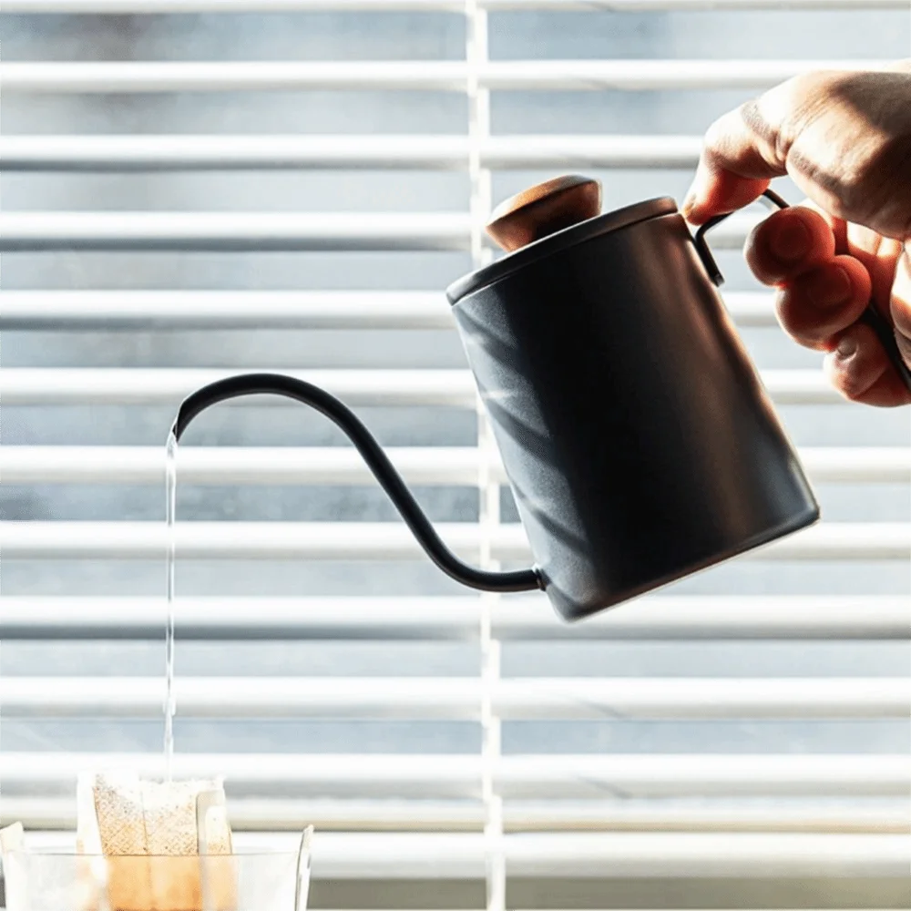 304 Stainless Steel Goose Neck Coffee Pot Drip Spout Wood Lid Pour Over Coffee Kettle Comfortable Grip Anti-scald