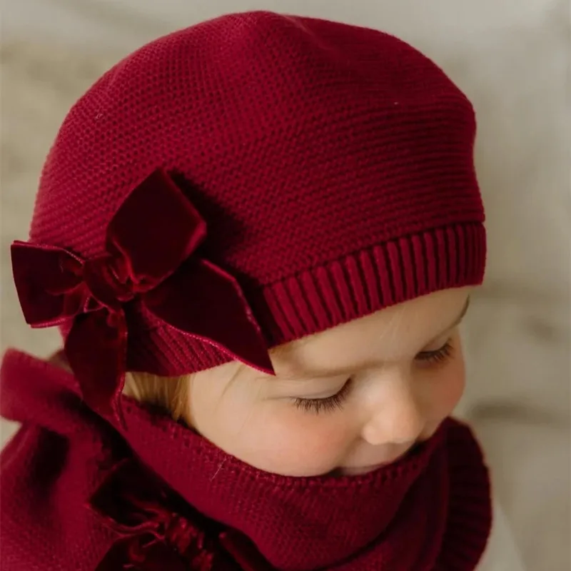 Jesienno-zimowa dziewczynek ciepła kokardka czapki z dzianiny dziecięca Beret czapka typu beanie solidna czapka miękka wygodna czapka dziecięca dla 2-8 lat