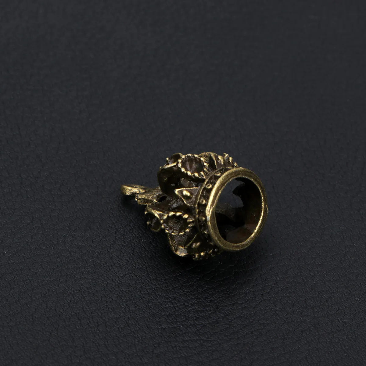

10Pcs Crown Pendant DIY Jewelry Charm Retro Hollow Alloy Creative Keychain Necklace Accessories for Handmade Crafts