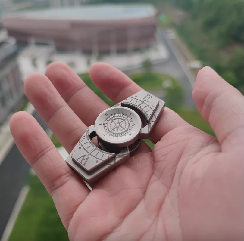 

ZF Mini Fingertip Gyroscope Titanium Material