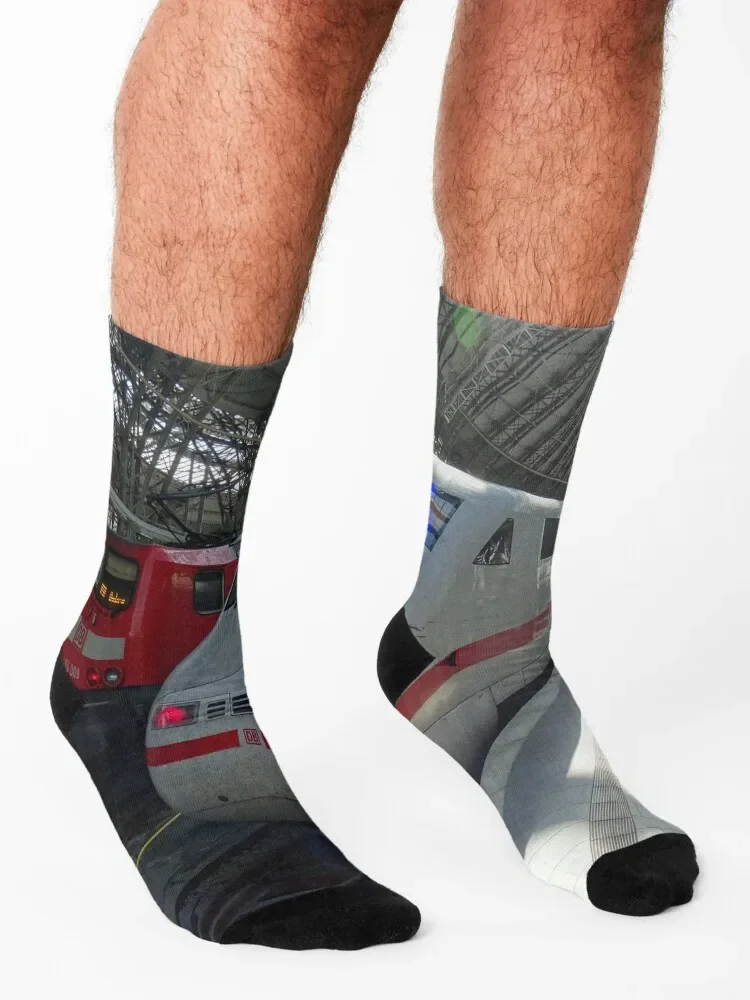 جوارب Duche Bahn ICE 1 401 575-5 في فرانكفورت (الرئيسي) Hauptbahnhof جوارب صيفية فضفاضة ملونة للرجال والنساء #3