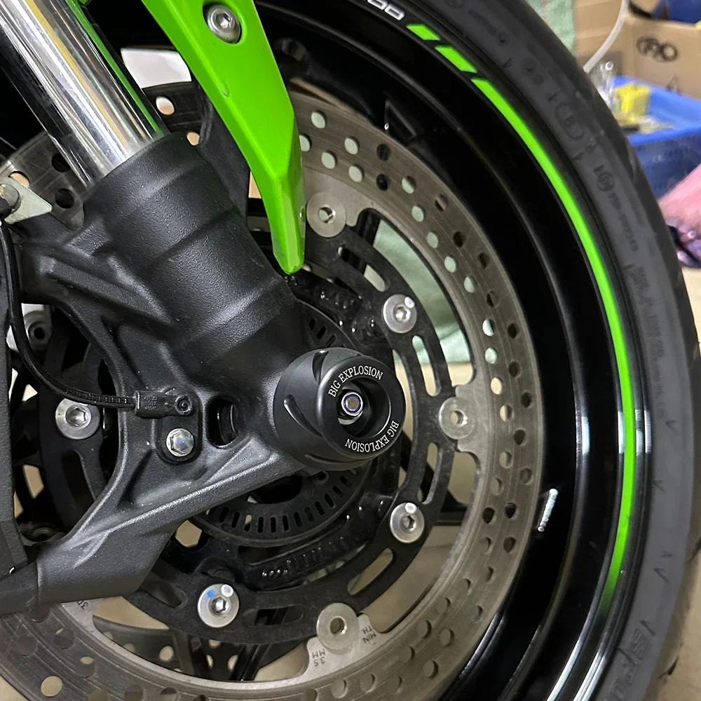 دراجة نارية المحور الأمامي والخلفي شوكة تحطم المتزلجون عجلة حماية لكاواساكي Z650 الحضرية 2022-2023 نينجا 650 تورير 2021-2023