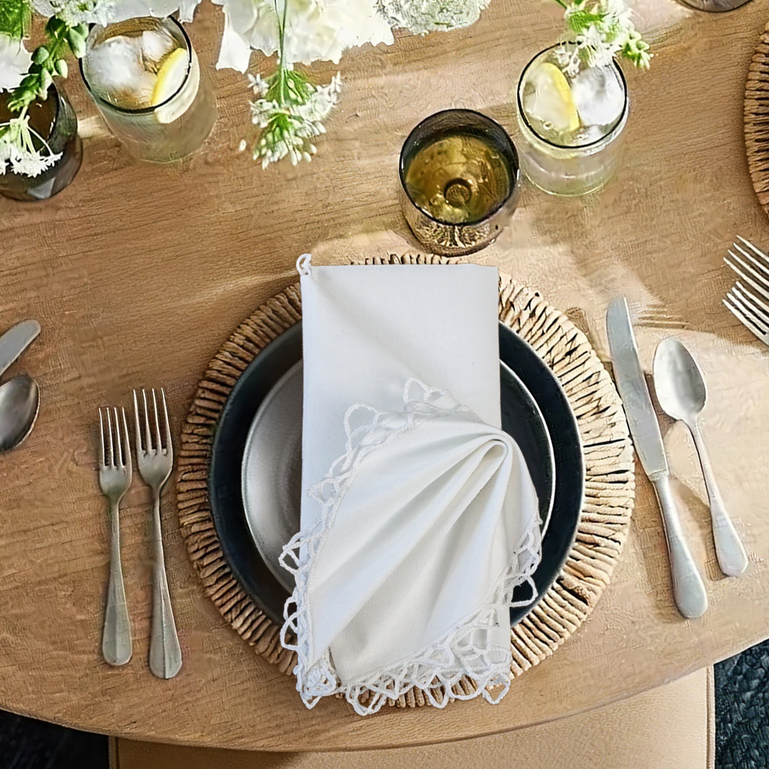 Handgefertigte Spitzenbesatz-Stickerei Leinen-Servietten Hochwertige Handarbeit Vintage Blumenmuster Luxuriös Elegant Wiederverwendbar Geschenk Hochzeit Party – Detail 1
