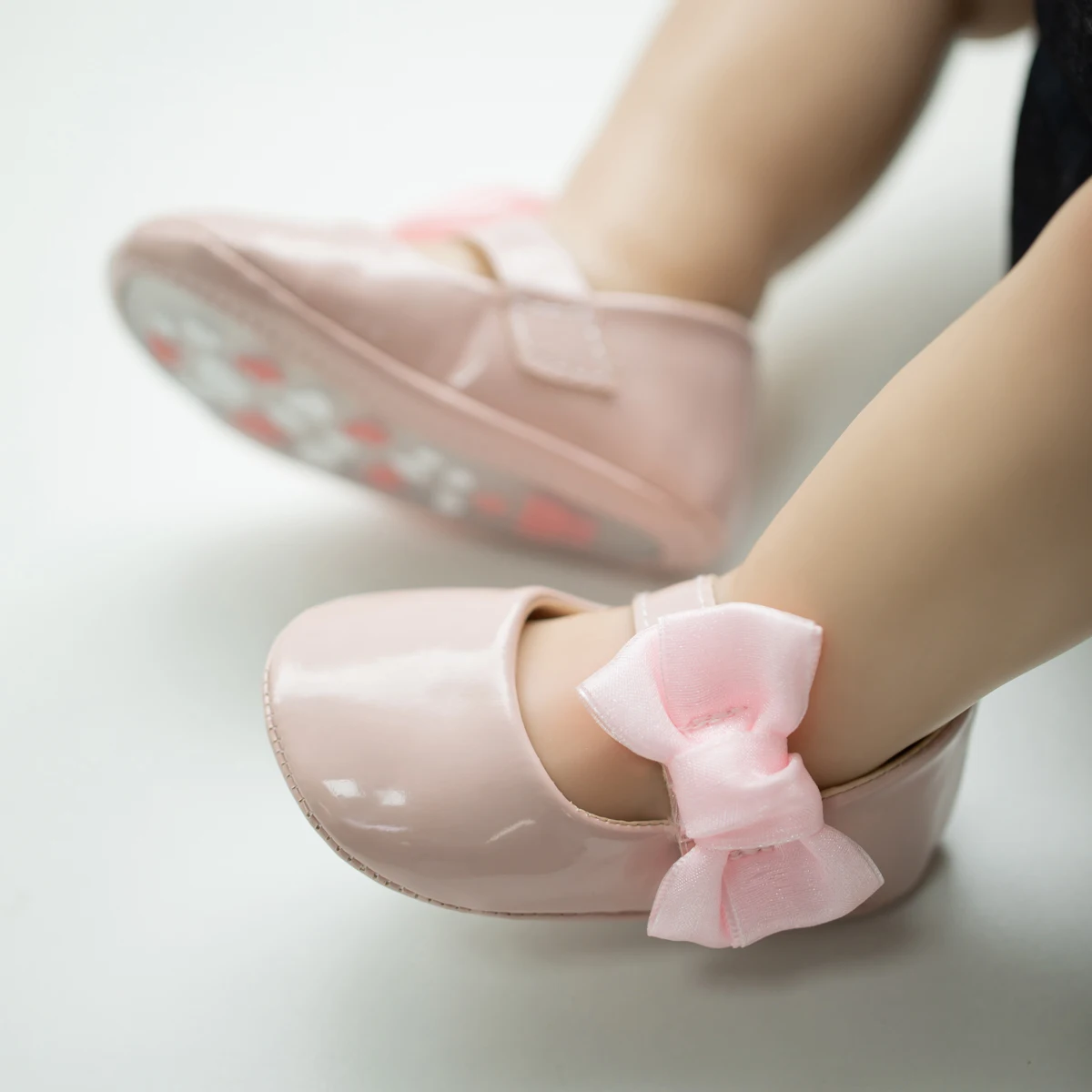 Meckior scarpe per neonate PU Leather Bowknot Flat antiscivolo suola in gomma Toddler First Walkers Princess Wedding Dress Girl Shoes