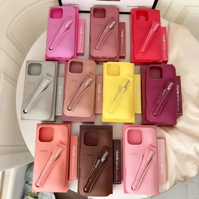 حافظة صفراء جديدة لهاتف آيفون 17 11 12 13 14 15 16 Pro Max Plus حامل ملمع الشفاه أحمر الشفاه غطاء ناعم من السيليكون مع ملمع الشفاه