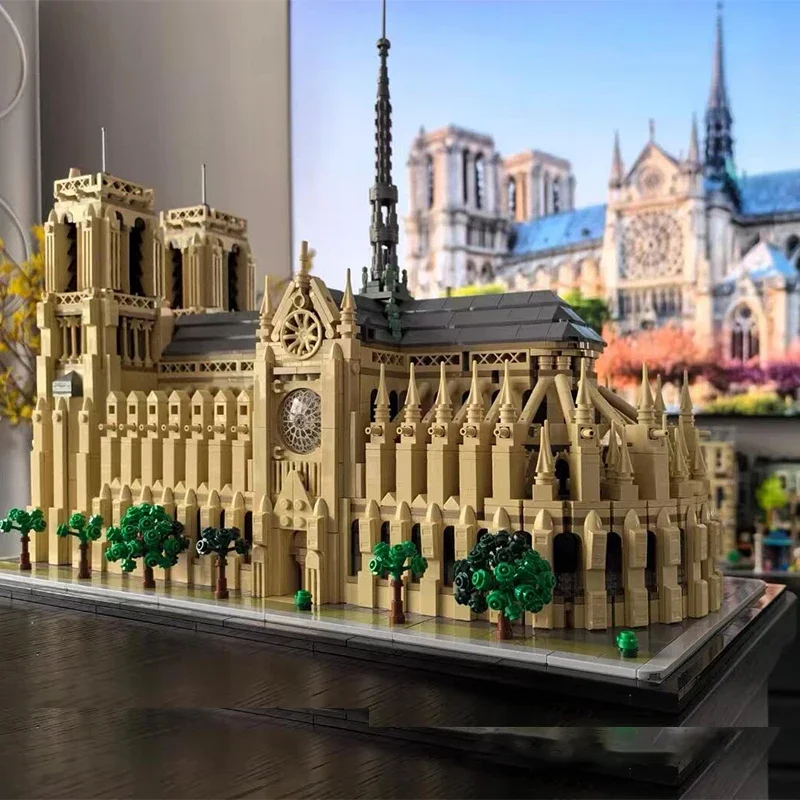 

2025 new 4383pcs Notre Dame Cathedral Architectural Model kit 21061 Adult gift collection building blocks Children's gifts