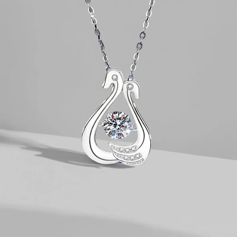 

Cross-border 925 sterling silver necklace moissanite pendant, smart mandarin duck beating heart 1 carat moissanite necklace