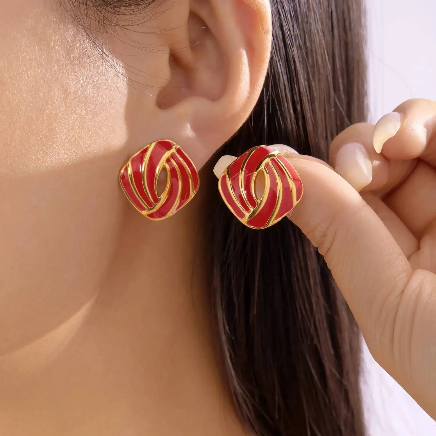 

Vintage Geometric Square Earrings Stainless Steel Waterproof Dripping Oil Metal Earrings For Women Party Banquet Jewelry Gifts