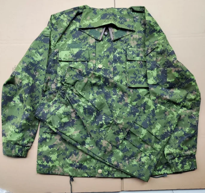 Canada Camouflage Uniform Man Jungle TW Include Jacket Pants