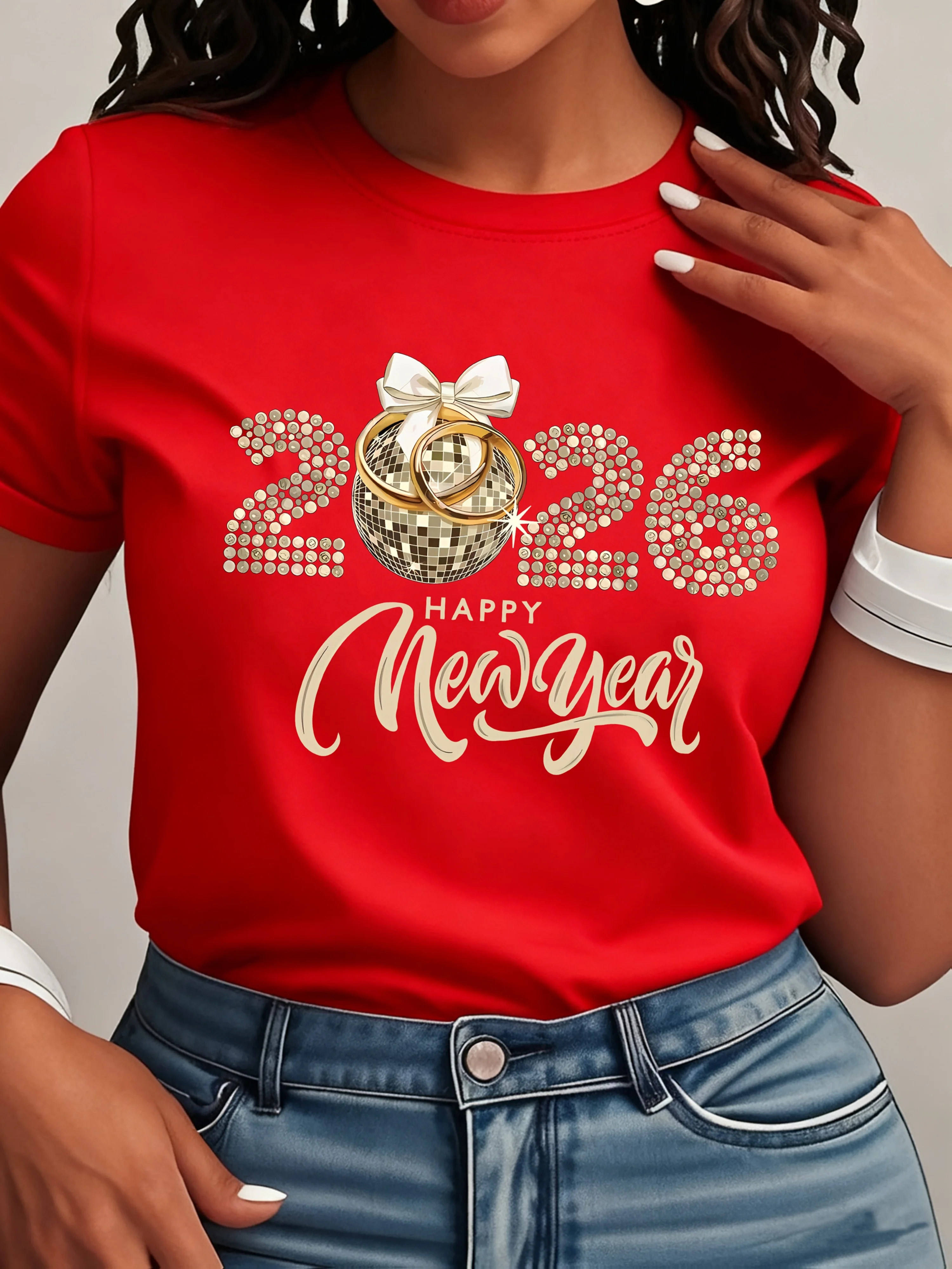 المرأة 2026 المحملة السيدات 2026 سنة جديدة سعيدة نمط تي شيرت مطبوع الجولة الرقبة قصيرة الأكمام بلايز السنة الجديدة الاحتفال الملابس
