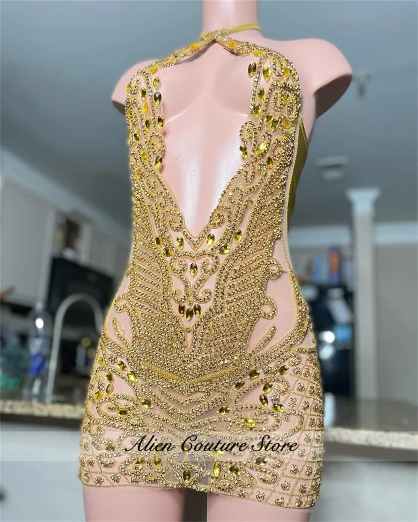 Vestidos de fiesta de cumpleaños dorados sin mangas con cuello Halter transparente brillante, vestidos cortos de fiesta negros con cuentas de diamantes dorados de lujo para niña 2025