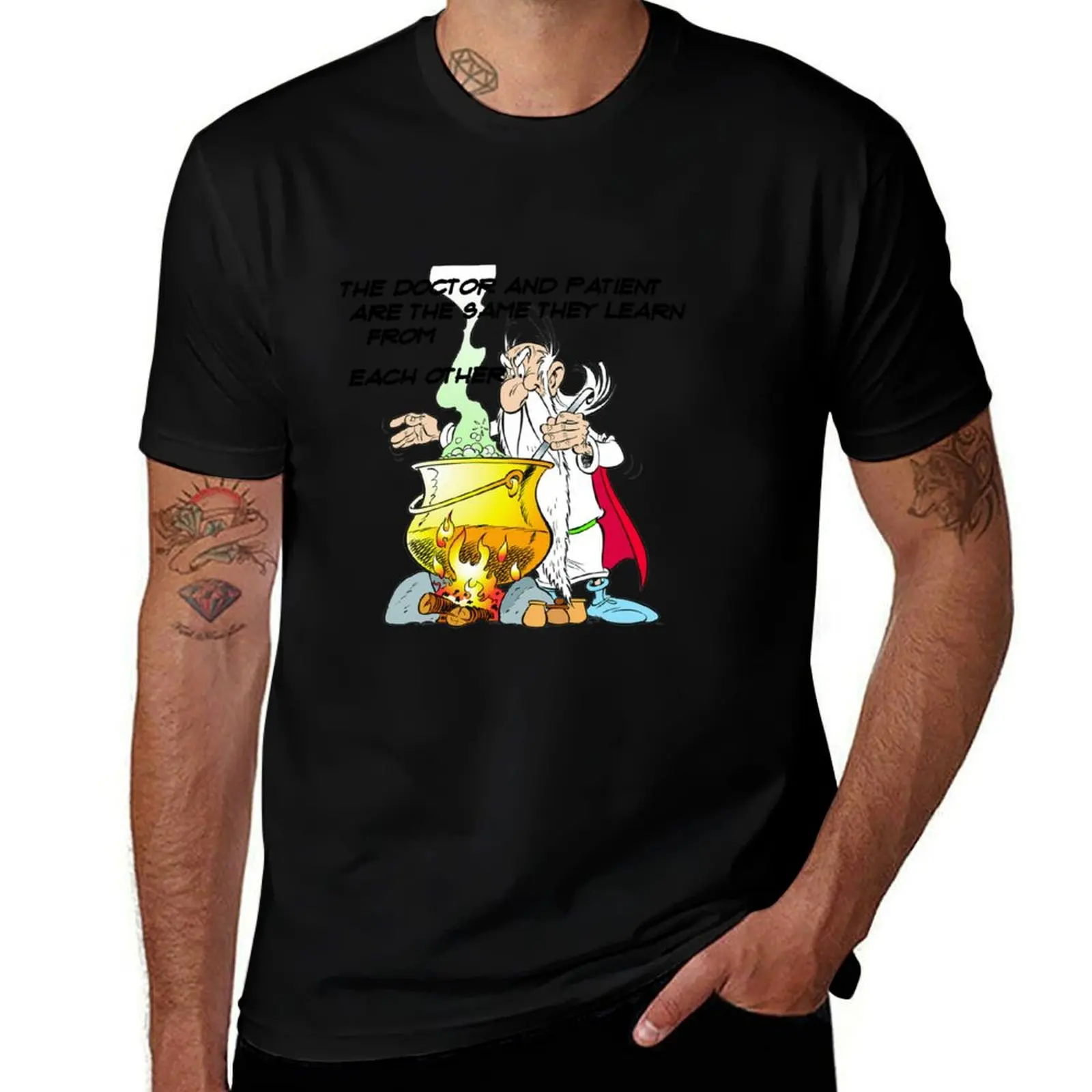 Getafix: врач и пациент — одинаковые по духу люди, они учатся друг на друга учиться. Футболка с коротким рукавом для повседневной носки.