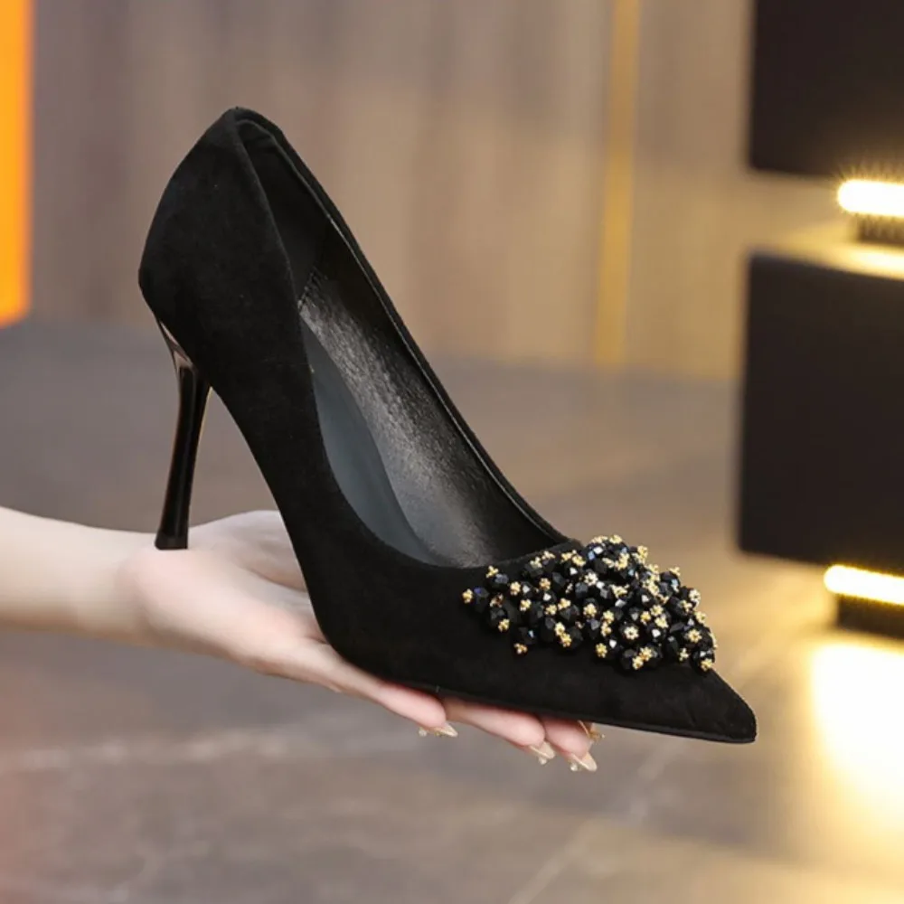 

Женская французская женская обувь ручной работы на каблуке, новые замшевые туфли знаменитостей с неглубоким носком, модные модные туфли на высоком каблуке с острым носком