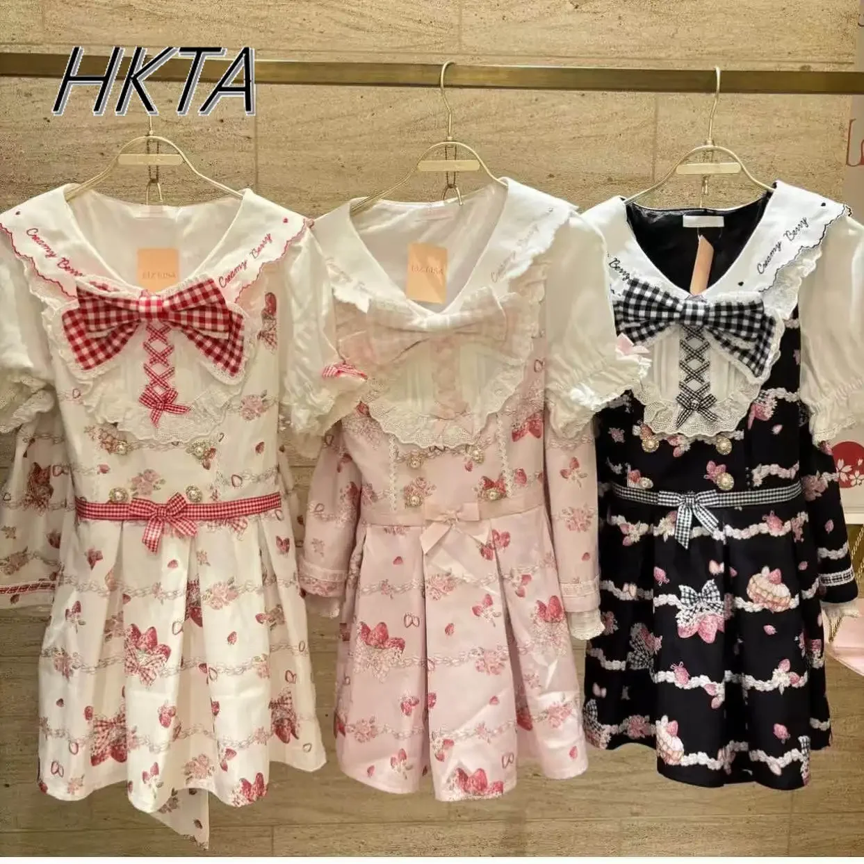 Japanese Sweet Strawberry Bow Lace Splicing Dresses Women Kawaii Doll Collar Bubble Short Sleeve Dress Shorts Two Pieces Sets