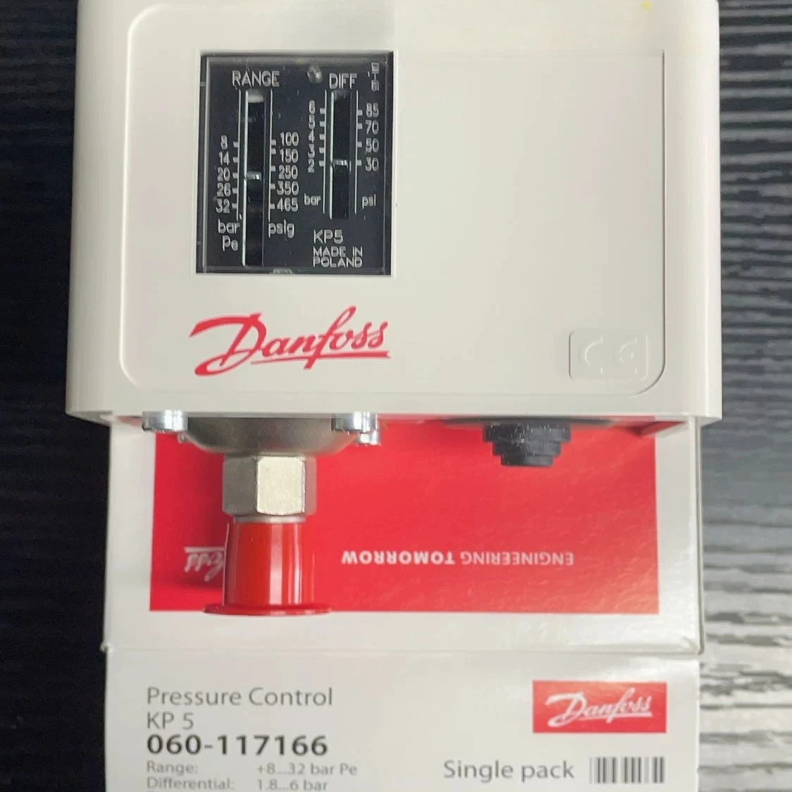 Danfoss Danfoss pressure switch KP1/2/5/6W/15/35/36/37/KP44 G1/4 genuine