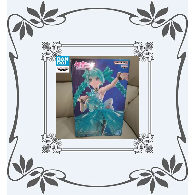 

in stock Genuine BANDAI Banpresto EVOLVE Clearluxe EmeraldGem Hatsune Miku PVC Anime Figure Model Desktop ornament Toy Gift