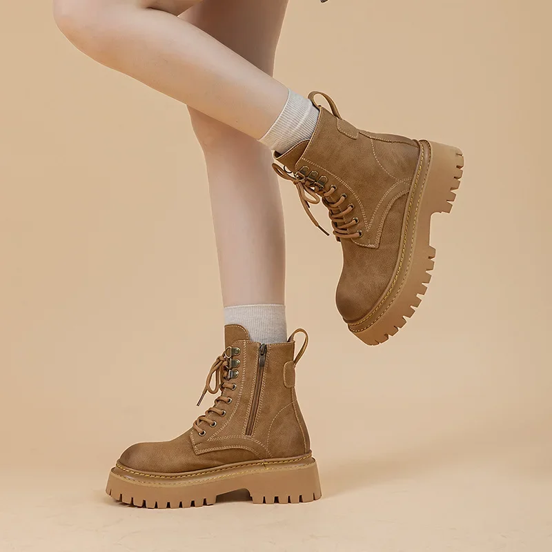 Buty damskie z prawdziwej skóry buty motocyklowe dla kobiet krótkie buty z przeszyciami Retro kobiety Botas Femininas De Couro Legitmos — zdjęcie 4