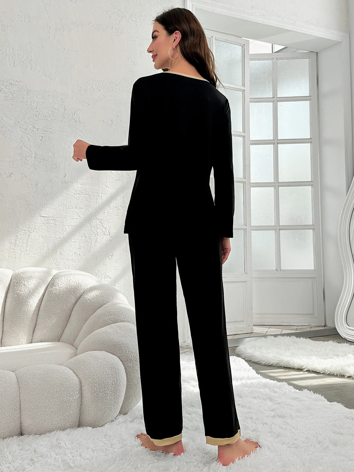 Pigiama da donna girocollo pullover a maniche lunghe set ampio e confortevole elastico per la casa set da due pezzi può essere indossato all'esterno