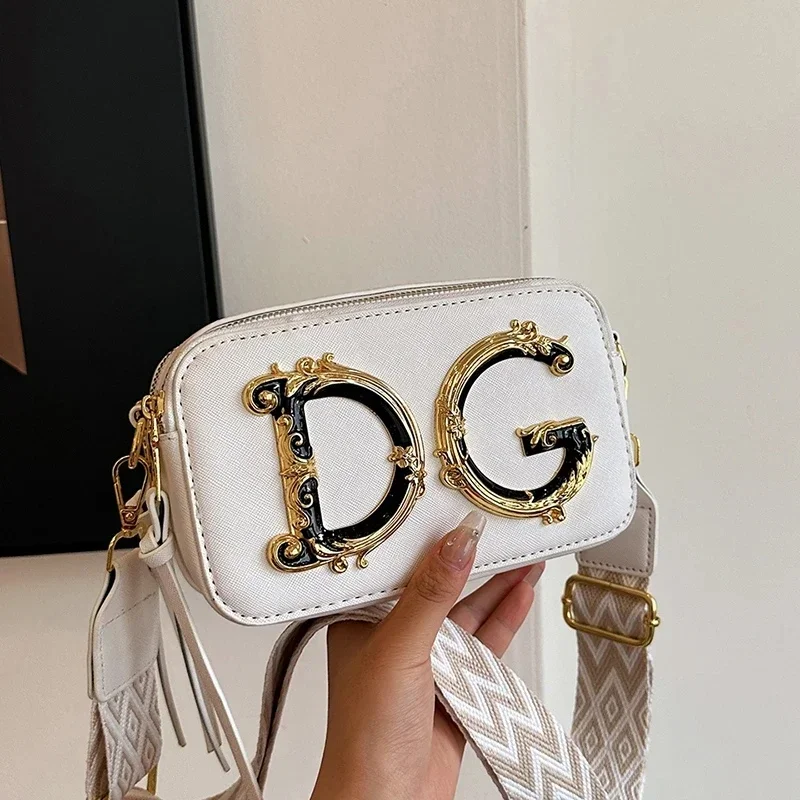 

Shoulder bag, square flap cover, small square bag, fashionable trend, lady crossbody bag, simple casual handbag, lady version