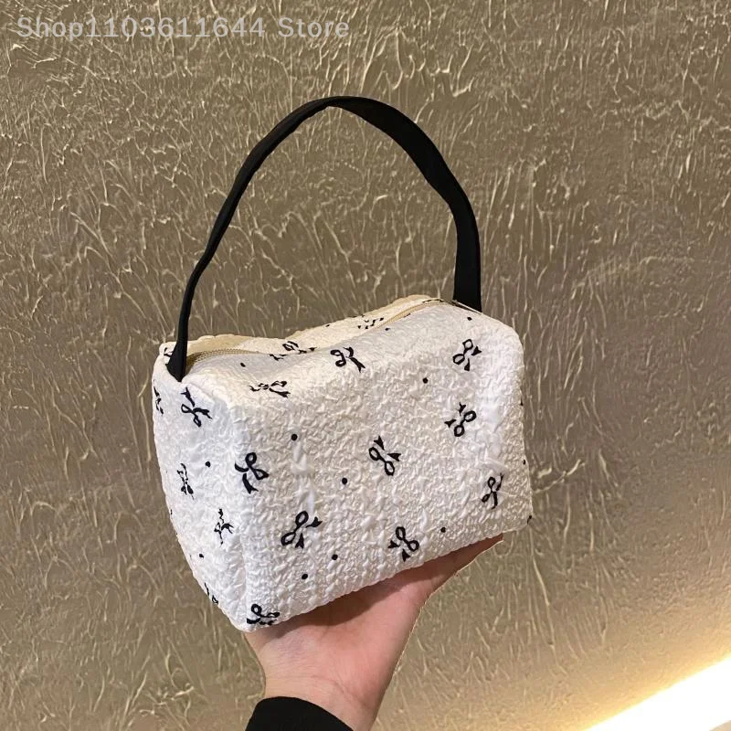 

Cute Bow Printing Makeup Bag Portable Large Capacity Storage Toiletry Handbag Snack Bag
