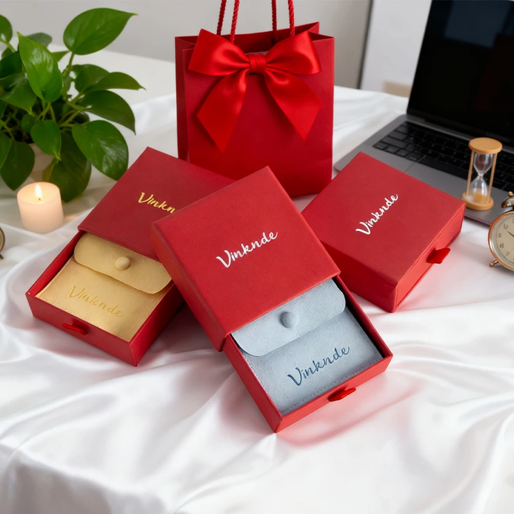 

Simple Jewelry Box With Snap Bag Wholesale Custom Logo Travel Ring Necklace Earrings Studs Earrings Storage Boxes Jewellry Pouch