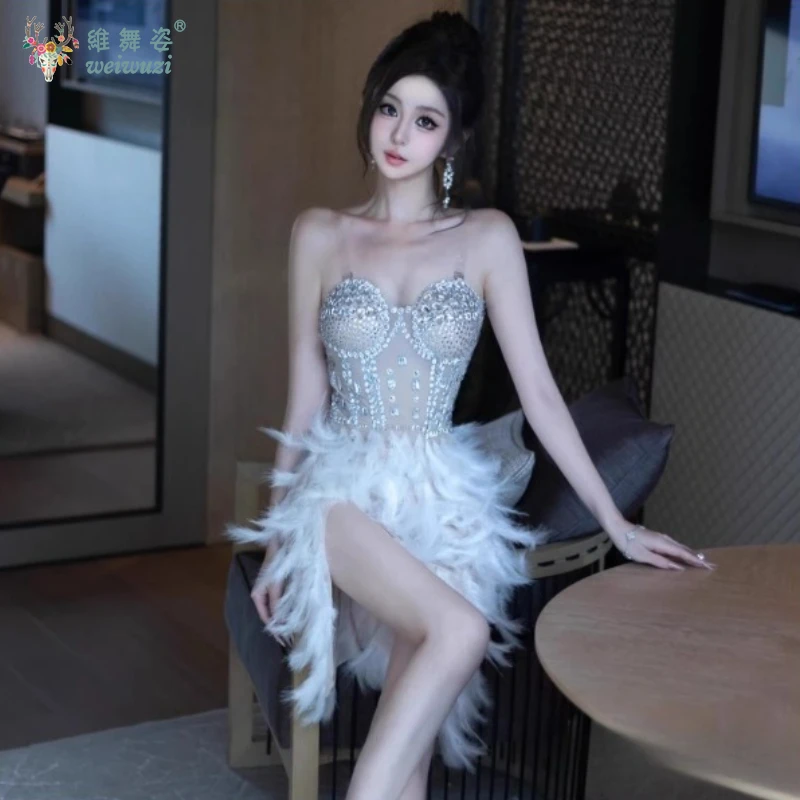 

New Luxury Sparkle Rhinestone Feather Sexy Evening Dress Women Birthday Party Glittery Dress Singer Stage Performance Costumes
