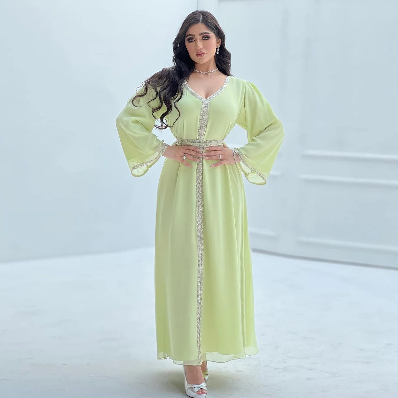 

Modest Muslim Women Dresses Light Green Chiffon Diamond Tape Trim V Neck Long Sleeve Loose Belted Arab Dubai Caftan Marocain Eid