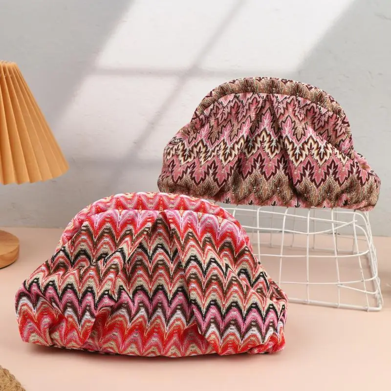 Boho Retro Woven Evening Bag Large Capacity Clip Closure Elegant Clutch Handbag for Ladies Birthday Gift