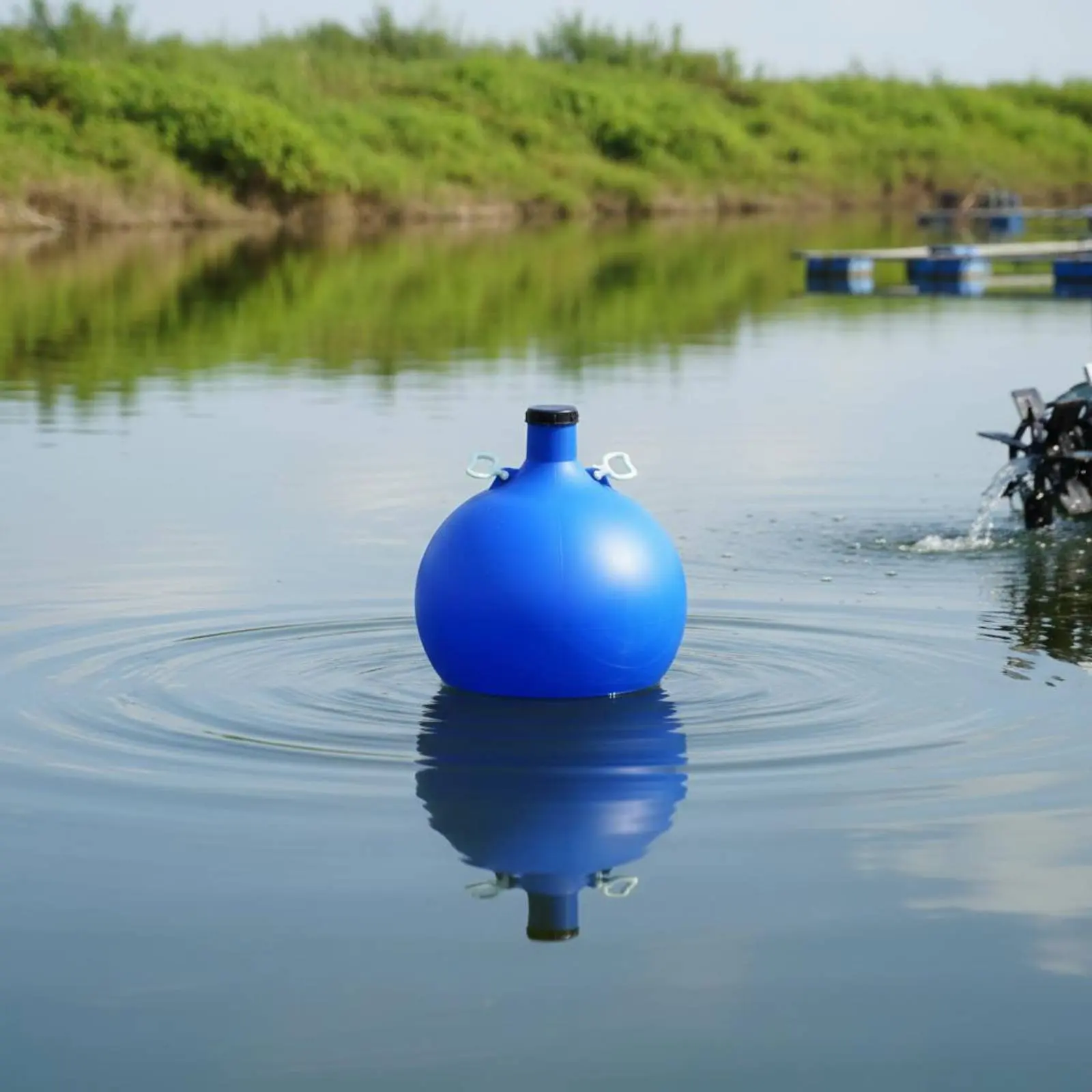 Impeller Buoyant Sphere Ball Thickened Body Plastic Floating Ball for Aquatic Pond