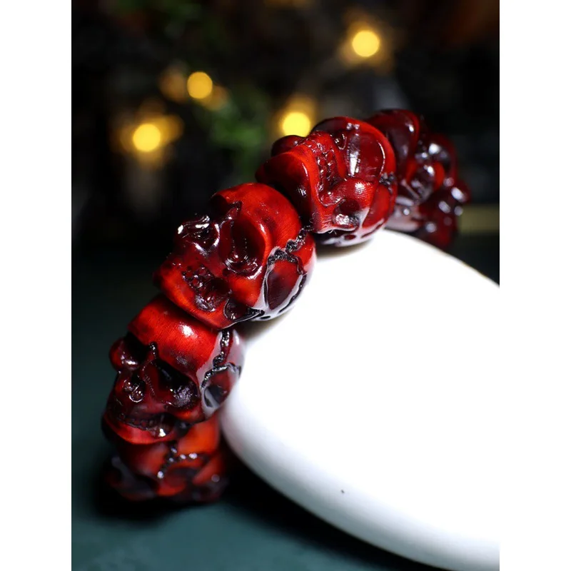 Tibetan-style natural blood- Yak horn skull bracelet men and women, a red cultural item for the zodiac year, made from ol