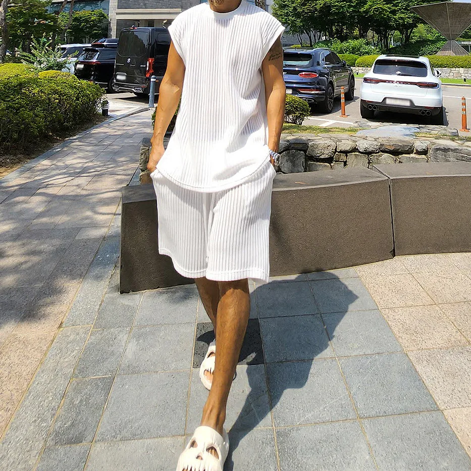 

2-piece Suit Men's Shorts Suits Sleeveless T-shirt Shorts Suit Men Tracksuit O Neck Pullover Elastic Waist Shorts Streetwear