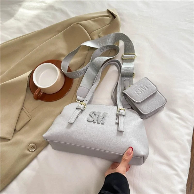 

​2025 New Women Solid Color Crossbody Bag Large Capacity Shoulder Purse Fashion Commuter Work Bag Versatile Chic​
