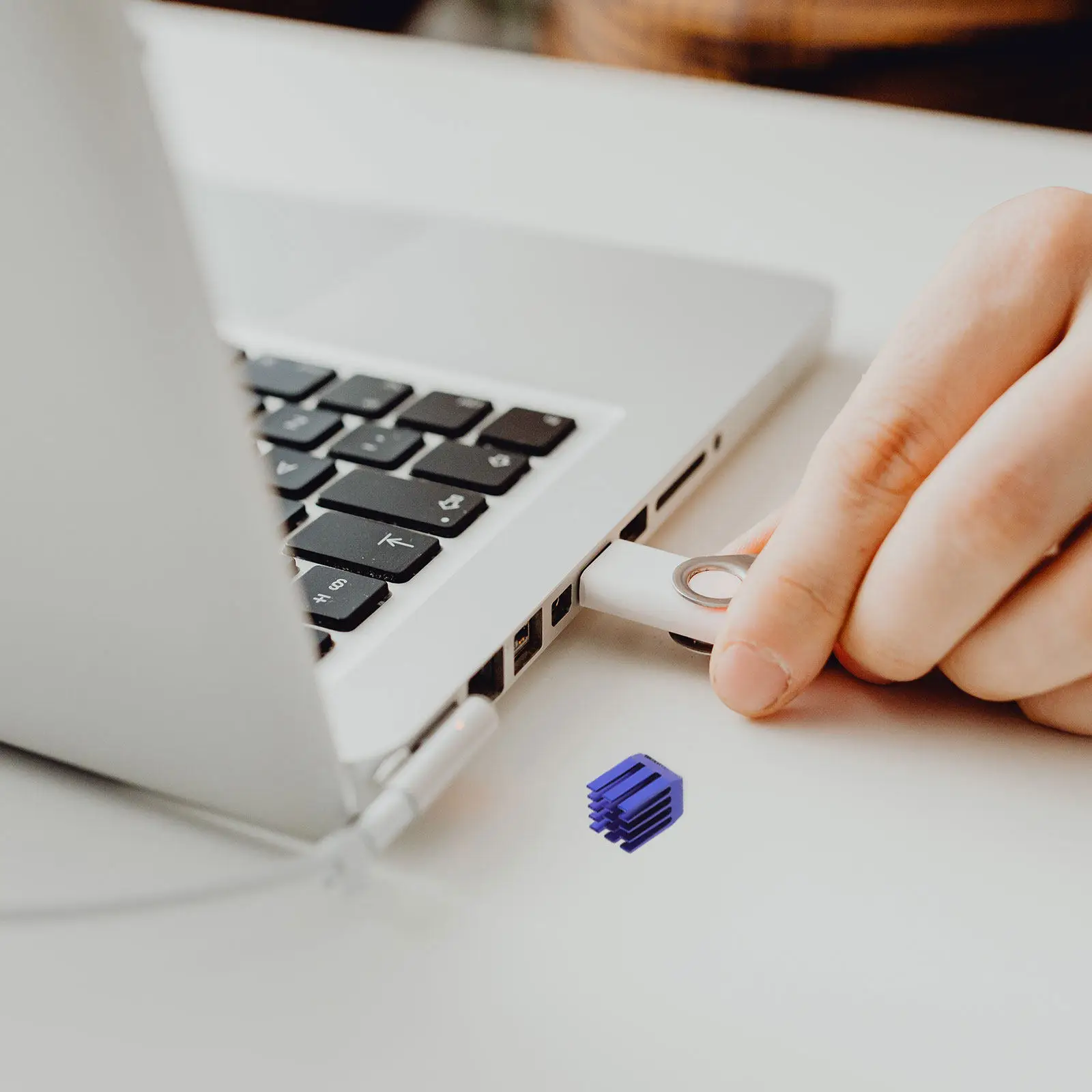 

Комплект радиаторов 3B, 12 шт., из смешанных материалов, с высокой теплопроводностью, пассивное охлаждение для процессоров, памяти, чипов Lan9514