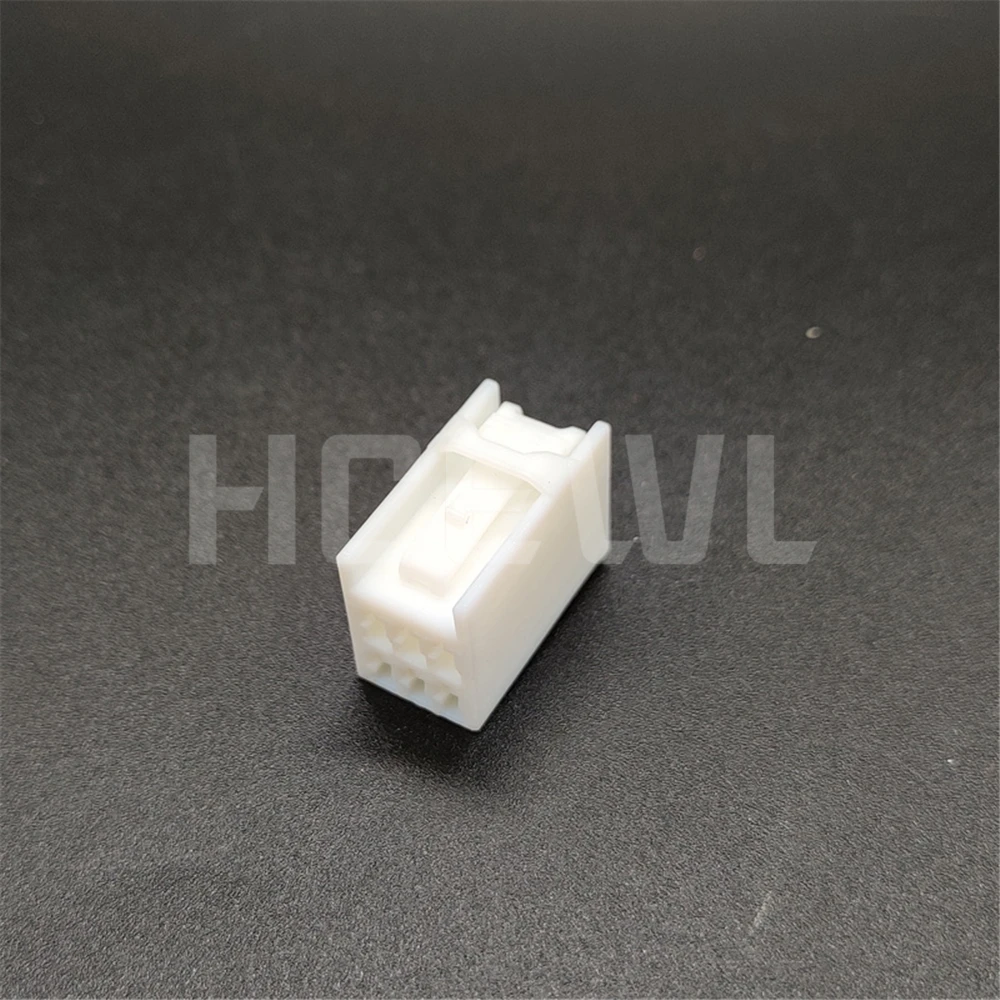 

New original high-quality 7183-6153 automotive component connector plug