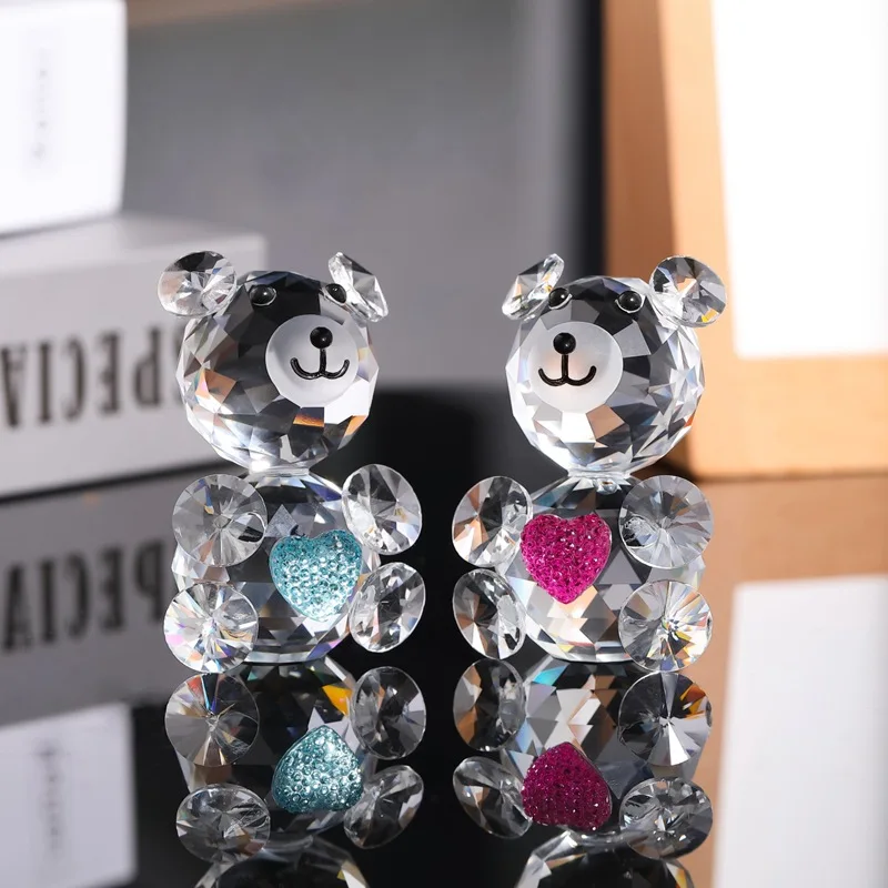 

Creative Crystal Heart Bear Figurine, Cartoon Glass Bear Statue for Home Desk Decor, Cute Gift for Valentine's Day Christmas​