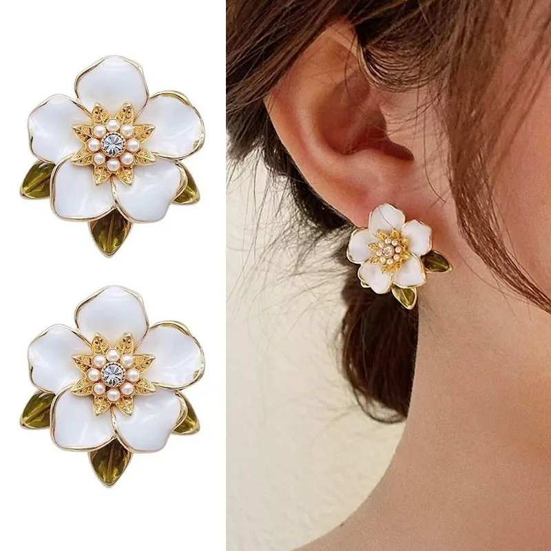 925 Silver Needle Crystal Pearl Leaf Flower Earrings For Women Jewelry 2025 Trending New Fresh Rural Style Stud Earrings Z40