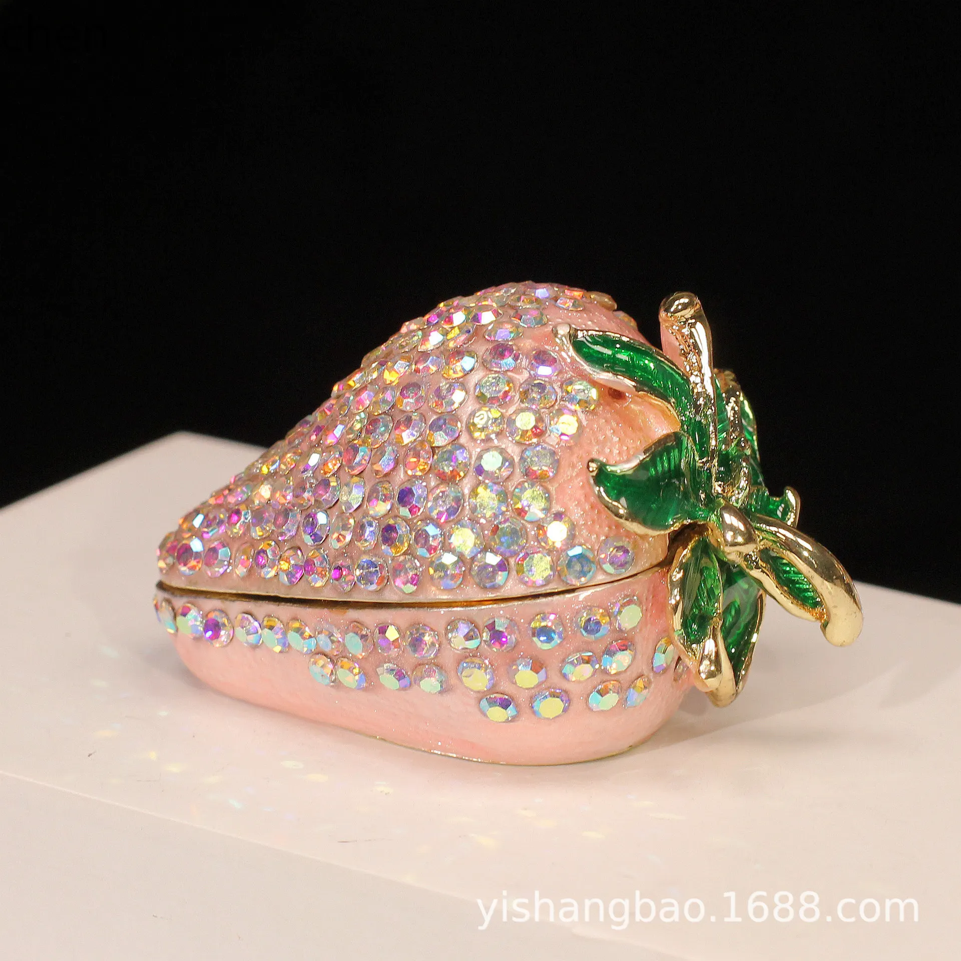 H1 Metal Enamel Jewelry Box Strawberry Ornament with Diamonds Cute Sweet Fruit Handicraft Wholesale
