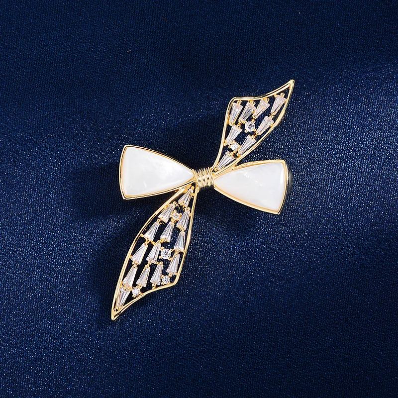 

New Light Luxury Shiny Bow Brooch Senior Sense Mothershell Set Zirconium Suit Pin Japan and South Korea Fashion Corsage