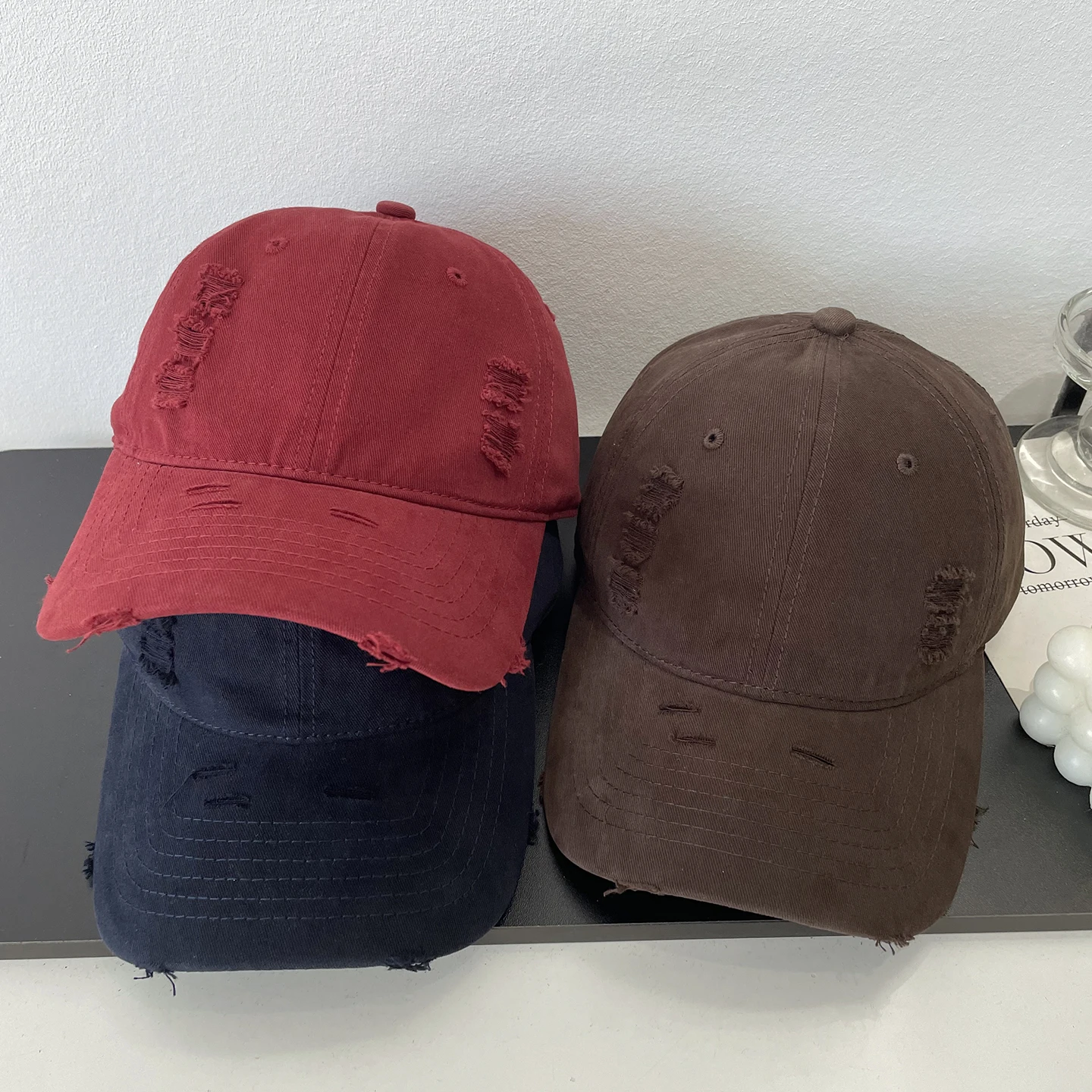 

Soft top baseball hat casual versatile outdoor outing shading couple peaked cap men