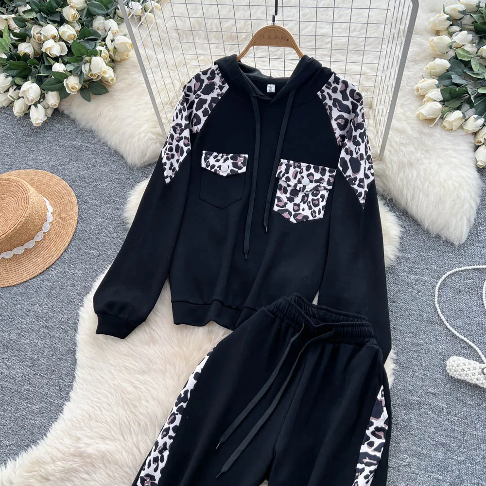 Set di pantaloni da donna Set di due pezzi Stampa leopardata con cappuccio Top a maniche lunghe Cappotti Pantaloni lunghi a gamba larga Con lacci Elastico in vita da lavoro
