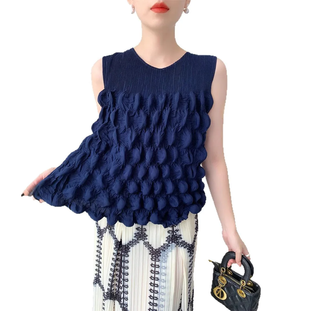 Handmade Summer 2025 New Arrival Casual Sle Bubble Pleated T-irt round Ne Svel Versatile Vest Top for Women