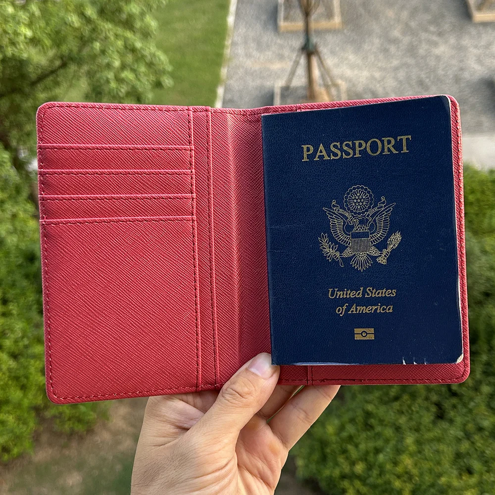 Libro de cubierta de pasaporte con nombre personalizado europeo, porta pasaporte personalizado atractivo, porta documentos en relieve para viajes