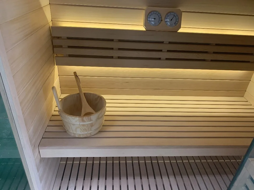Modern-Style 2-3 Person Finnish Sauna Room Traditional Saunaking Wooden Solid Wood Sauna