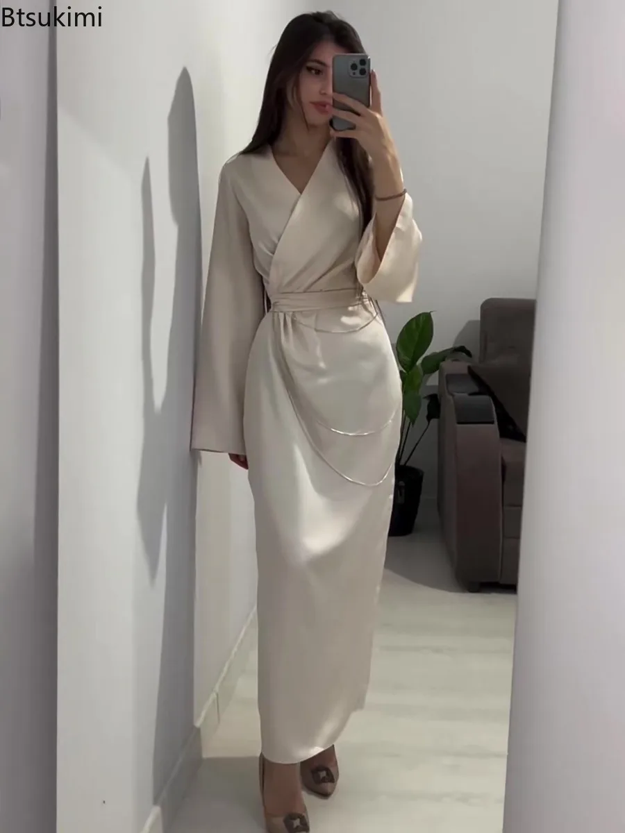 Elegancka damska odzież wiosenna Nowa sukienka wieczorowa z długim rękawem Temperament Sznurowana sukienka maxi z satyny z łańcuszkiem dla kobiet