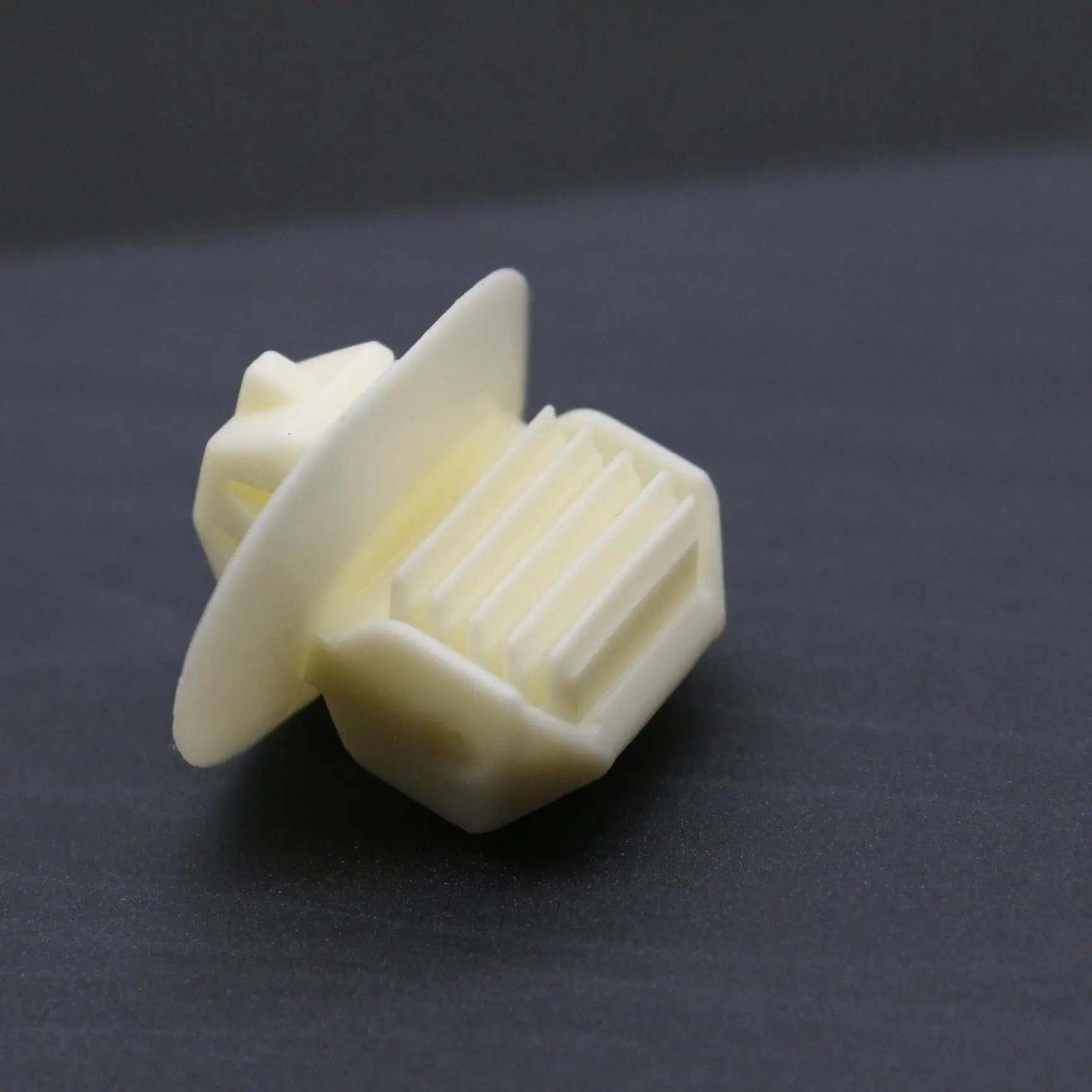 15 pcs Trim Clips Retainer Beige C-Pillar Windshield Panel Fasteners Fit For VW Beetle Golf Jetta Tiguan 6N0867276 6N0-867-276